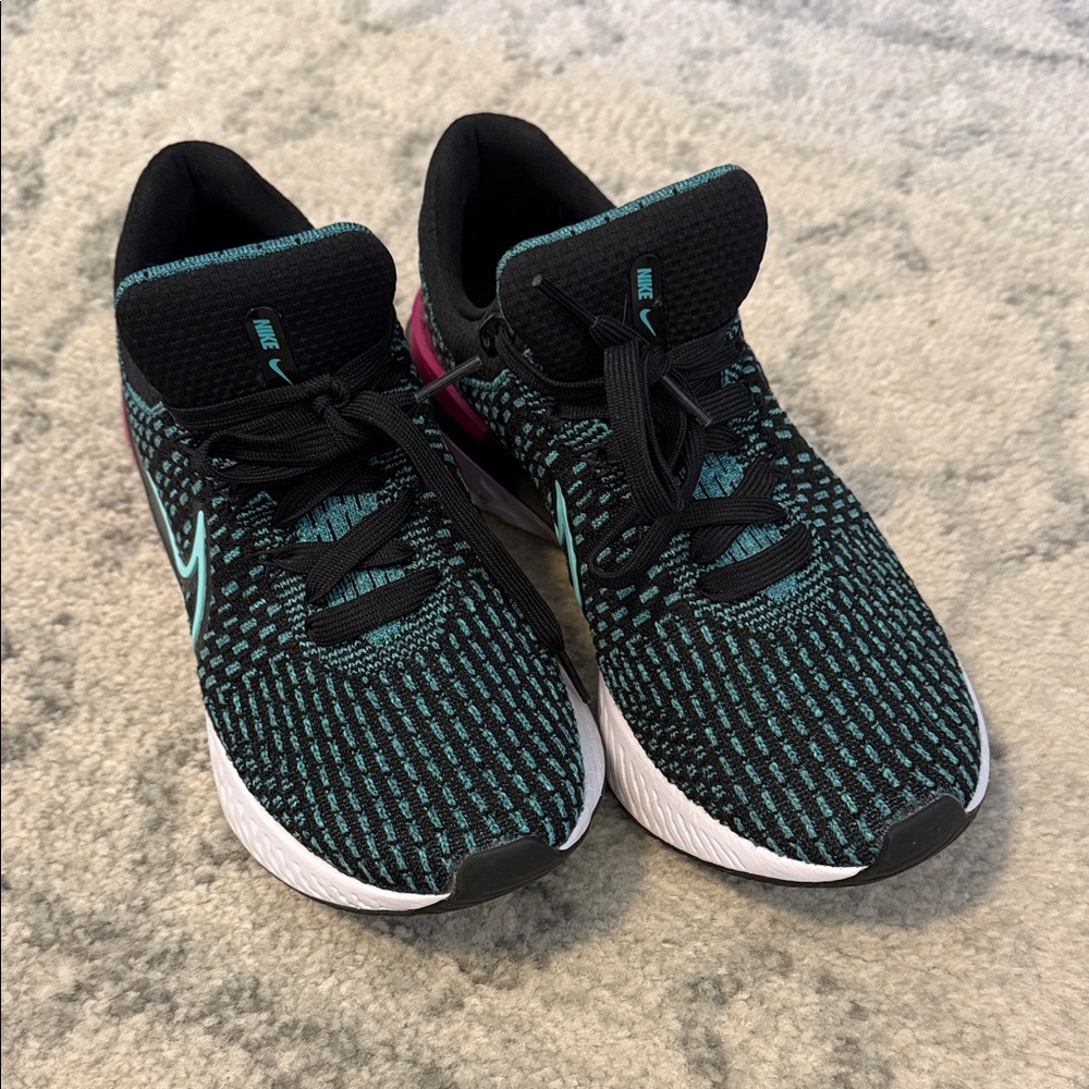 🩷 Nike React Run FK 3 Women’s Size 8 DD3024-003